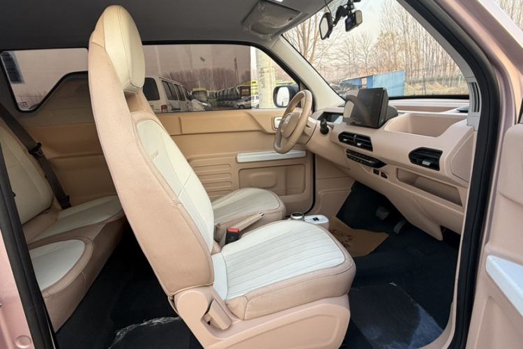 Used Geely Galaxy Panda 2023 Panda Mini 200km Endurance Bear
