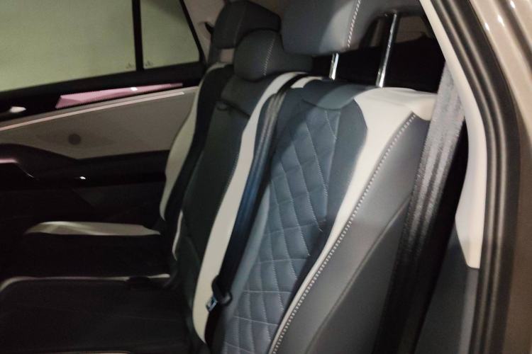 Used Volkswagen ID.6 CROZZ 2022 Long-Range Lite PRO Edition
