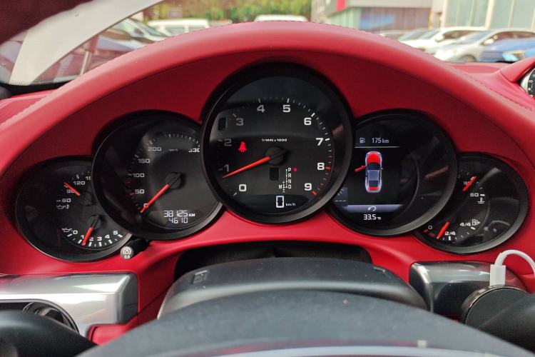 Used Porsche 911 2015 Carrera 4 3.4L Style Edition
