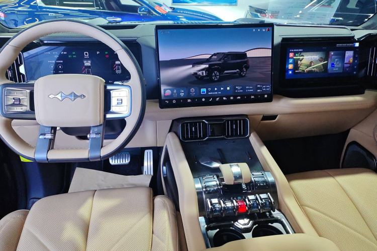 Used Formula Leopard Leopard 8 2025 Smart & Brave Flagship Edition 7 Seats