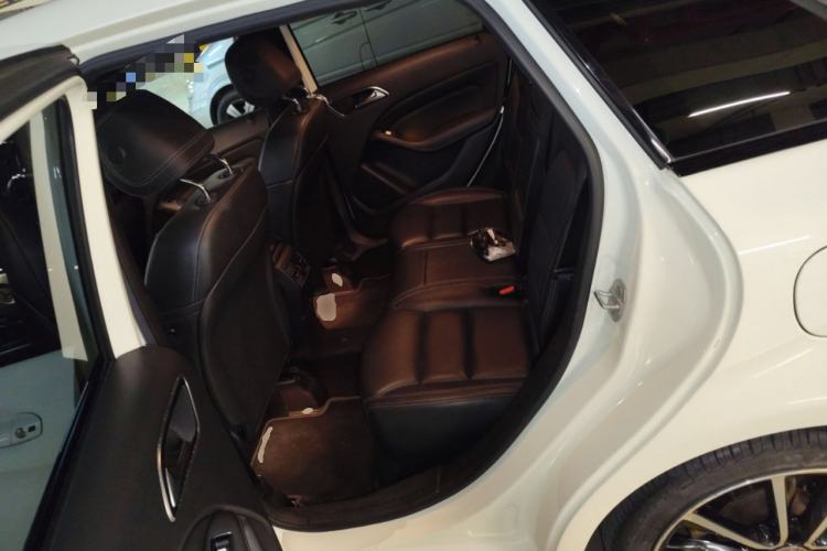 Used Mercedes-Benz B-Class 2013 B 260 Left Rear Seat