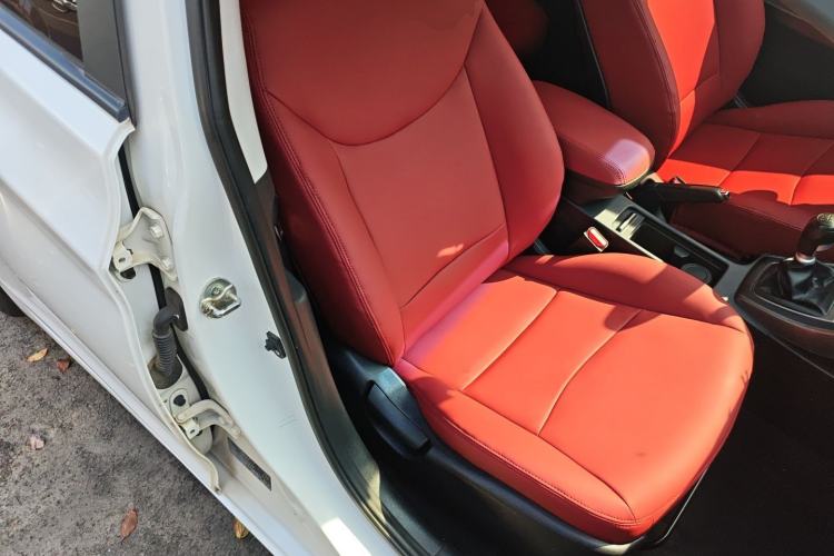 Used Hyundai Elantra (5th Generation / Langdong) 2015 1.6L Manual Fashion Edition
