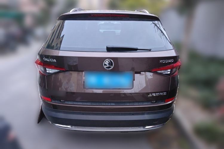 Used Skoda Kodiaq 2018 Facelifted TSI330 5-Seater Two-Wheel-Drive Luxury Enjoyment Edition