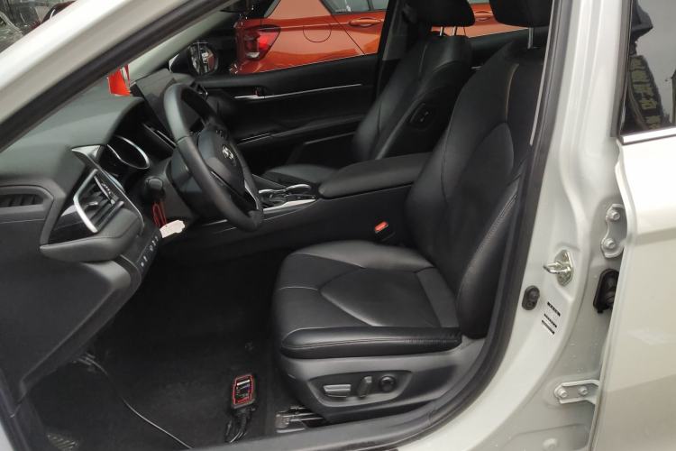 Used Toyota Camry 2021 2.0G Luxury Edition