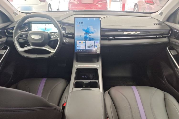 Used Geely Auto Preface 2024 Zhiqing 1.5TD Galaxy Edition Center Console