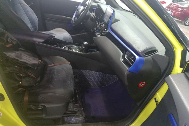 Used Toyota C-HR 2018 2.0L Leading Edition China V-standard