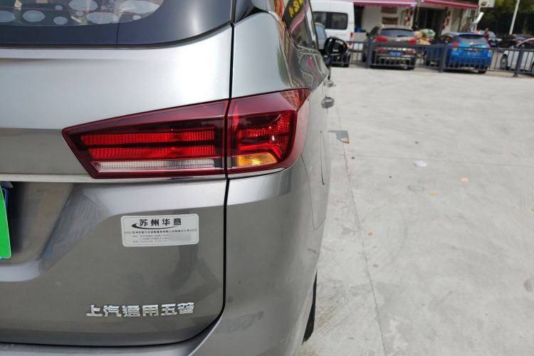 Used Baojun 360 2019 Revised Version 1.5L Manual Elite China VI Exterior 3