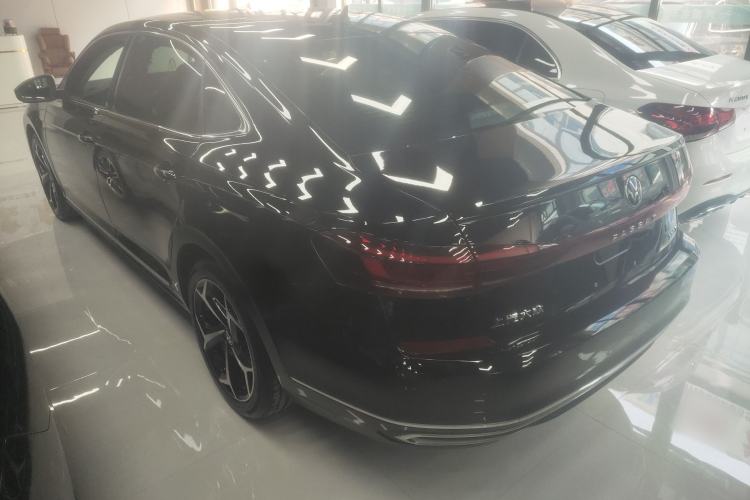 Used Volkswagen Passat 2024 330TSI Starry Elite Edition
