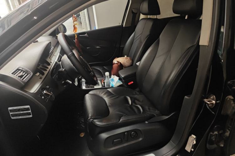 Used Volkswagen Magotan 2011 2.0 TSI DSG Luxury Edition