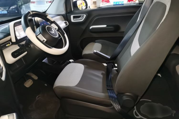 Used Wuling Hongguang MINIEV 2024 3rd Generation 215km Advanced Version
