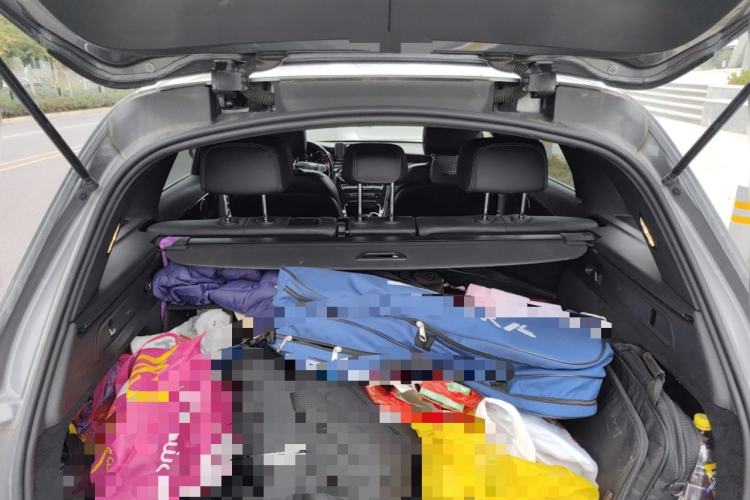 Used Mercedes-Benz GLC 2017 GLC 260 4MATIC Dynamic Edition Trunk