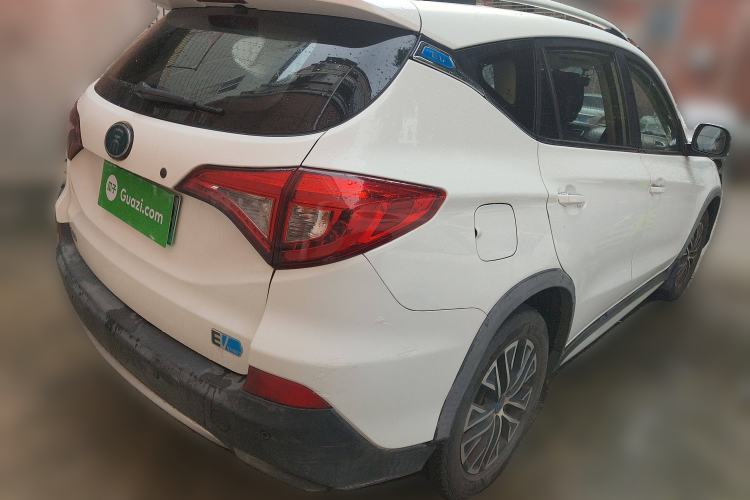Used BYD Song New Energy 2017 Song EV300 Prestige Model
