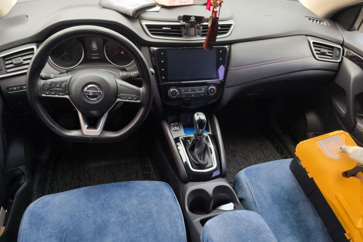 Used Nissan Qashqai 2021 2.0L CVT Smart Enjoyment Version Center Console