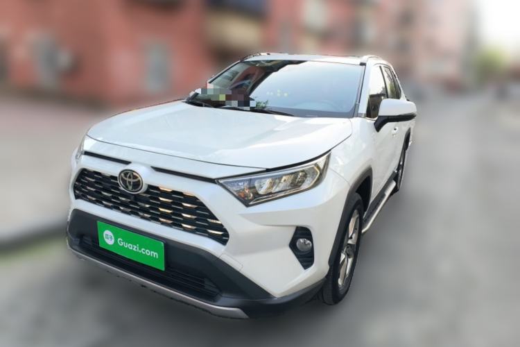 Used Toyota RAV4 2021 2.0L CVT Two-Wheel Drive Fashion Edition