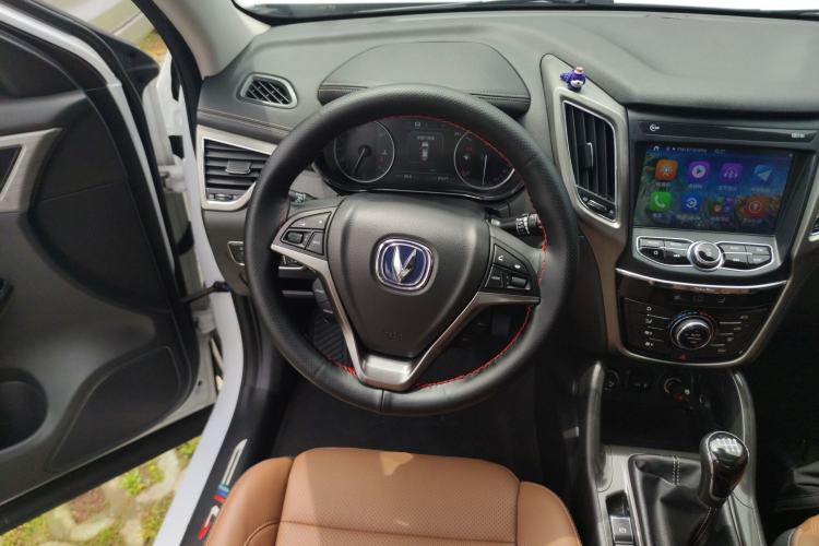 Used CHANGAN CS75 2017 Shangkui Edition 1.5T Manual Fengxiang Model