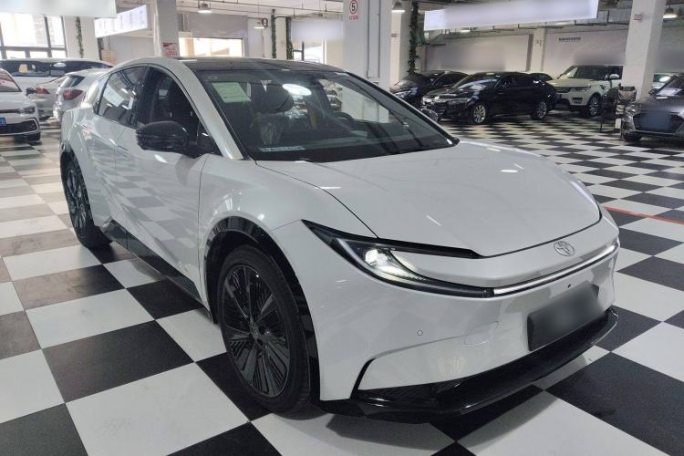 Used Toyota bZ5 2025 Model 550 PRO