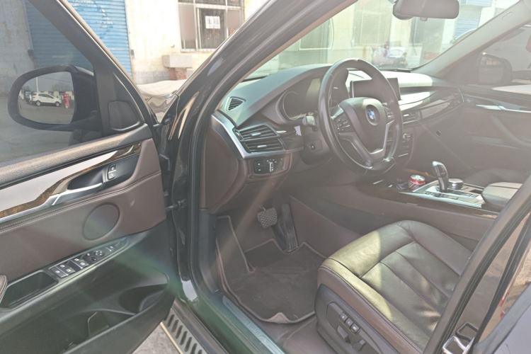 Used BMW X5 2017 xDrive28i
