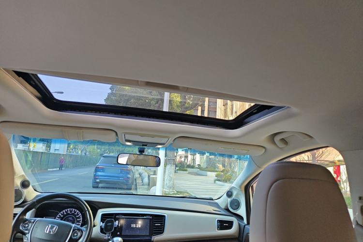 Used Honda Odyssey 2015 Updated Version 2.4L Smart Edition