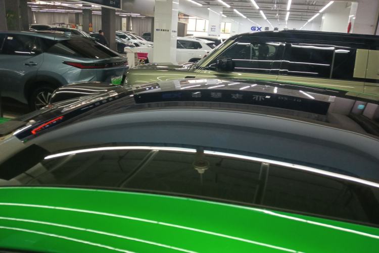 Used Xiaomi Auto YU7 2025 Ultra-Long Range High-Performance All-Wheel-Drive Max Edition
