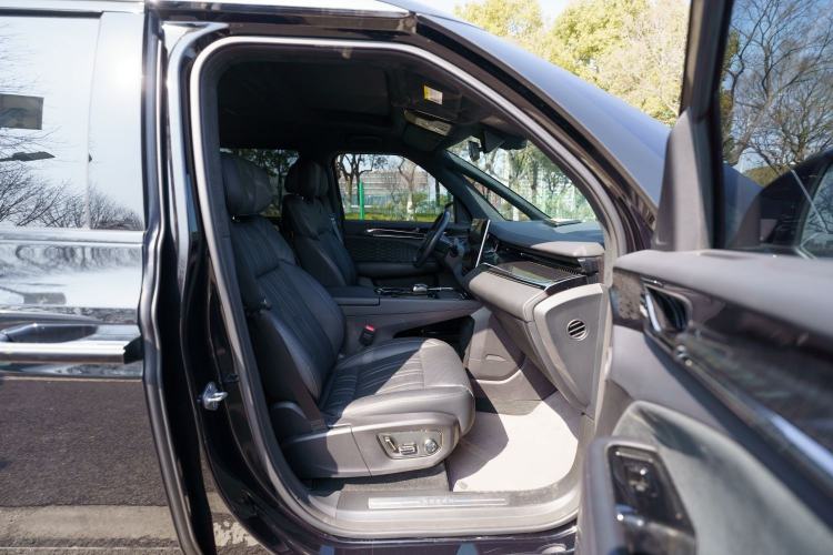 Used Zeekr 009 2022 Revised WE Version Interior 3