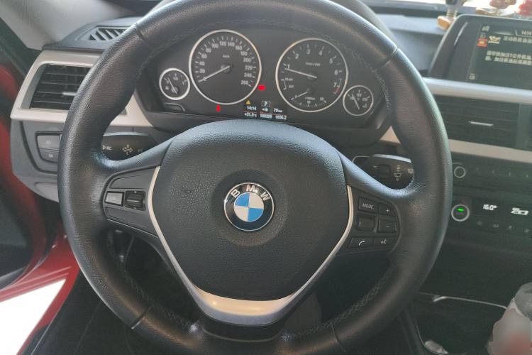 Used BMW 3 Series GT 2016 320i Fashion Model
