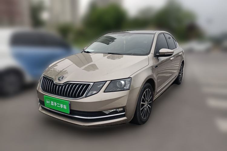 Used Skoda Octavia 2019 1.5L Automatic Smart Drive Luxury Edition China VI Standard