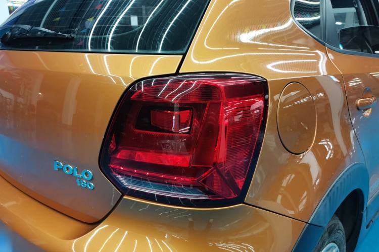 Used Volkswagen Polo 2016 1.6L Cross Polo Automatic Exterior 5