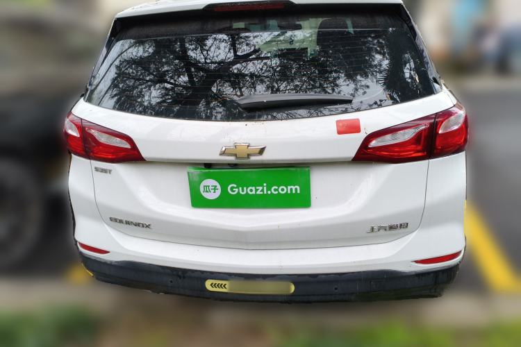 Used Chevrolet Equinox 2019 535T Automatic YuJie Edition China VI Rear