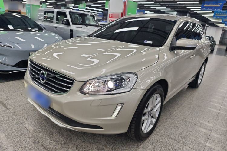 Used Volvo XC60 2017 T5 AWD Smart Upgrade Model