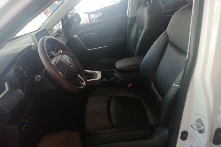 Used Toyota RAV4 2021 2.0L CVT 4x4 Trend Edition
