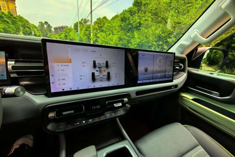 Used BAIC Off-Road BJ40 2024 2.0T All-New Blade Hero Edition Climber