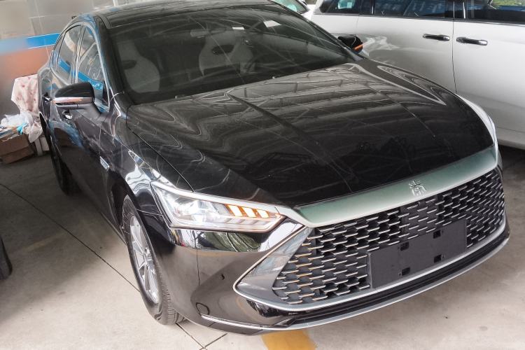 Used BYD Qin PLUS 2023 Champion Edition DM-i 55KM Leading Model Exterior 1