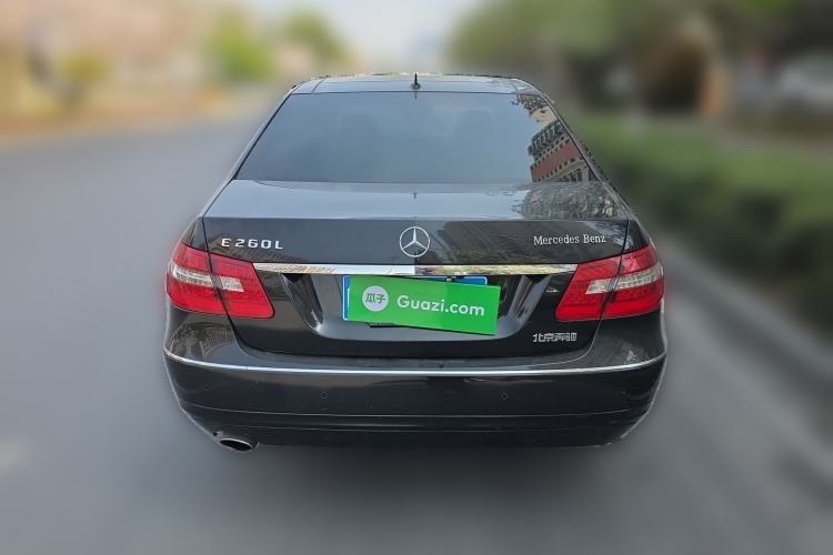 Used Mercedes-Benz E-Class 2013 E 260 L CGI Stylish Model
