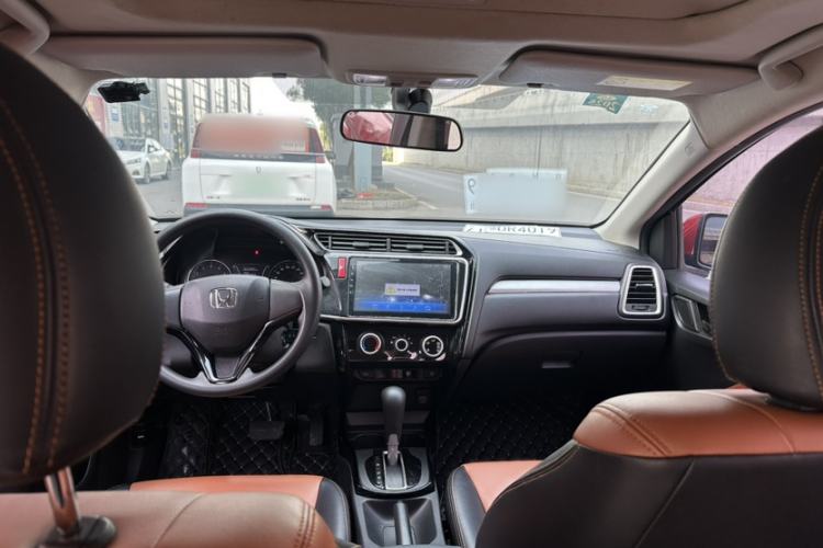 Used Honda Gienia 2017 1.5L CVT Comfort Version
