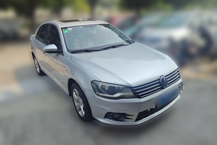 Used Volkswagen Bora 2014 1.6L Automatic Comfort Model Front Right 45 Deg