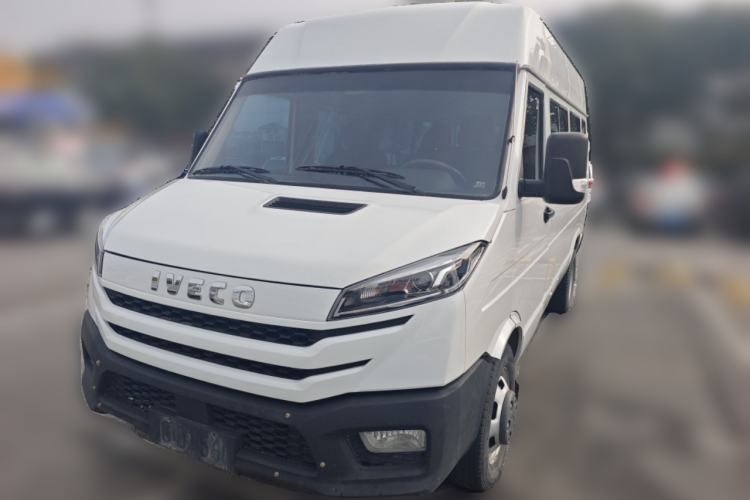 Used Iveco Daily 2023 2.5T A37M1 Long Wheelbase Mid-Height Dual-Tire Side-Sliding Doors 5–9 Seats