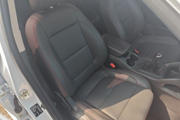 Used CHANGAN CS75 2016 2.0L Manual Comfort Version China V Standard