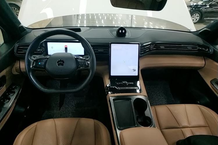Used Nio ES8 2020 415 km Range 7-Seater Version
