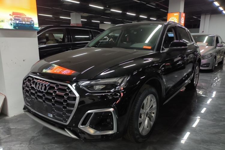Used Audi Q5L 2022 40T Luxury Dynamic Model Guazi used car, China used car export, Used car for sale, Used cars, Cheapest cars for sale