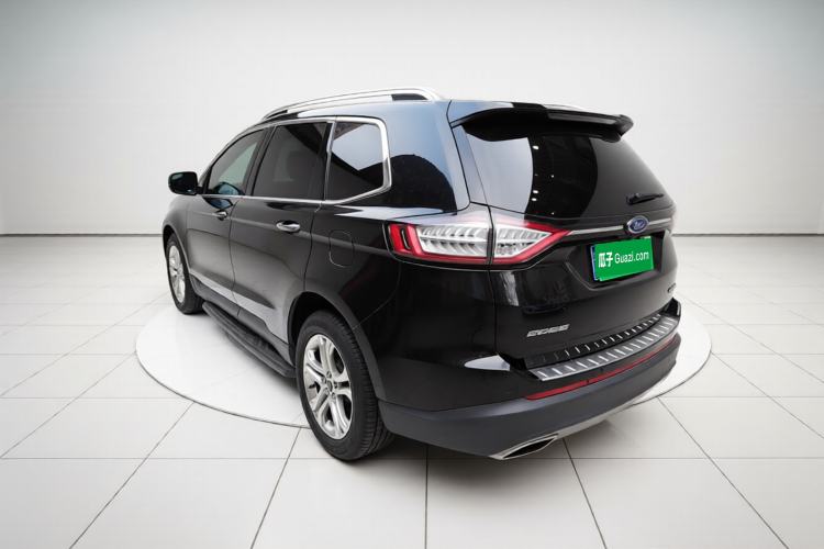 Used Ford Edge 2016 EcoBoost 245 Two-Wheel-Drive Titanium 7-Seater Exterior 3