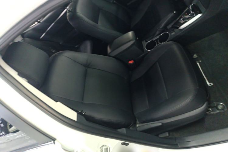 Used Toyota Corolla 2017 Revised Version 1.2T S-CVT GL-i Right Front Seat