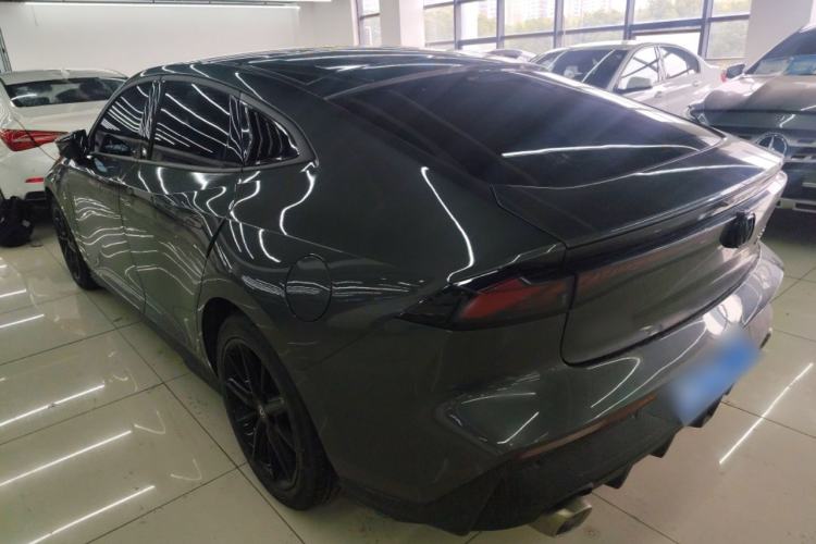 Used Changan UNI-V 2022 1.5T Prestige Version
