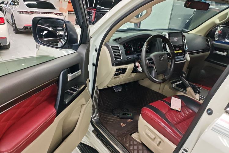 Used Toyota Land Cruiser 2019 4.0L GX-R GT Dual Fuel Velvet Middle East