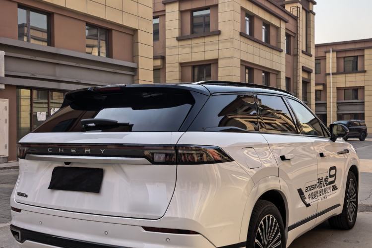 Used Chery Tiggo 9 2025 2.0T Automatic Two-Wheel Drive Luxury Edition 5 Seats Exterior 4