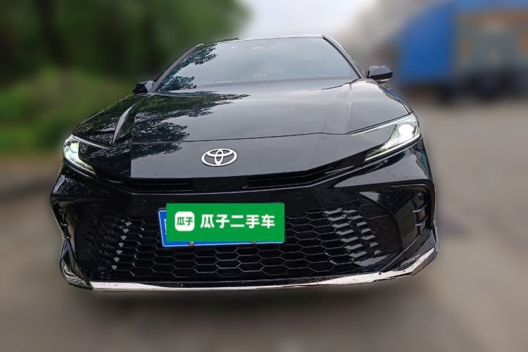 Used Toyota Camry 2024 Dual-Motor 2.0HS Sport Edition Front