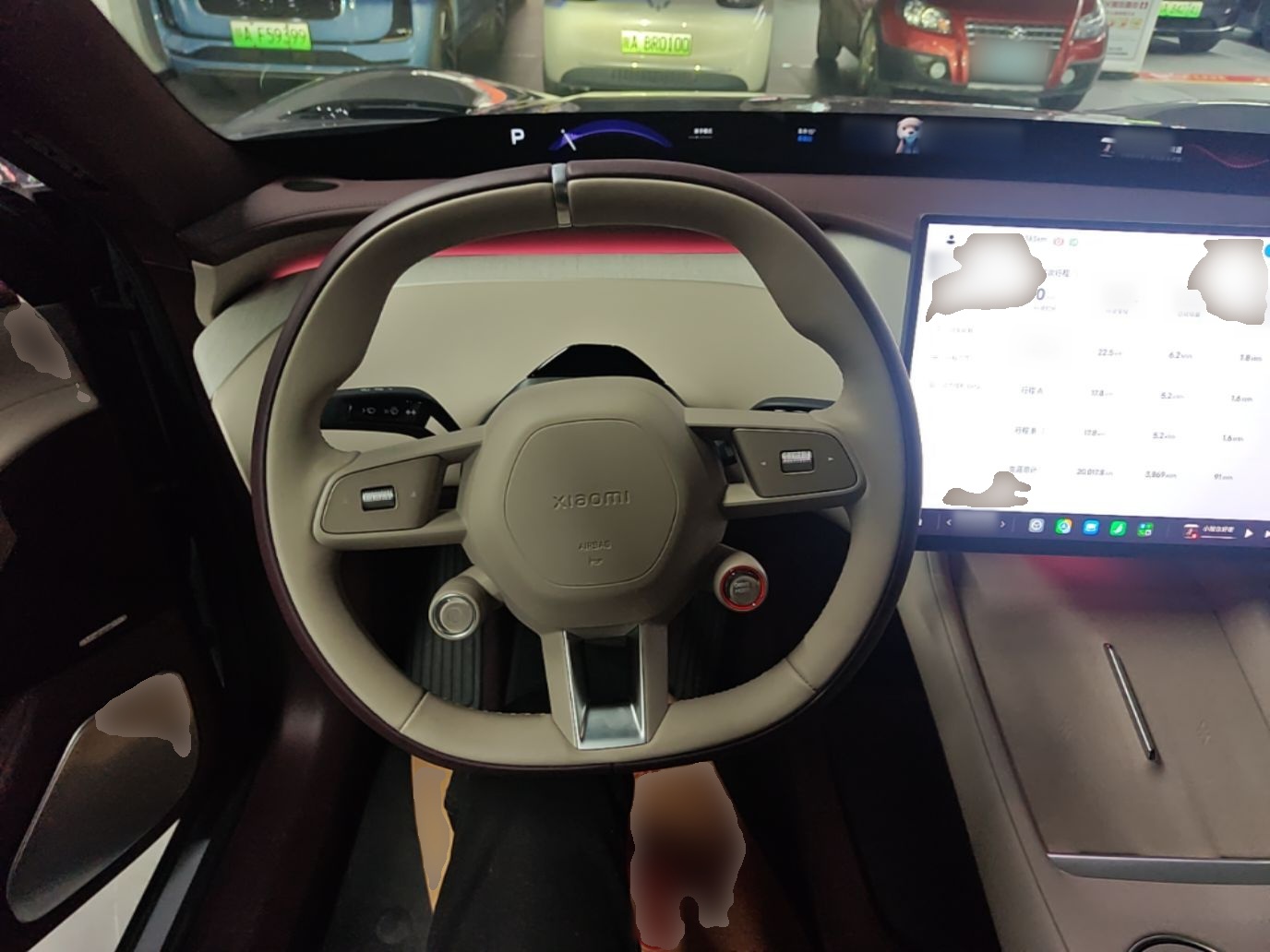 Xiaomi Auto YU7 2025 Ultra-Long Range All-Wheel Drive Pro Version — снимка 13
