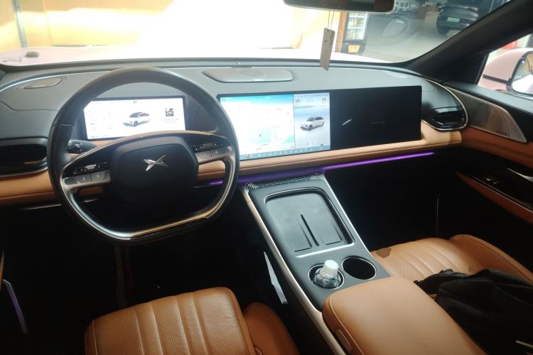 Used XPeng G9 2022 702 Pro Center Console