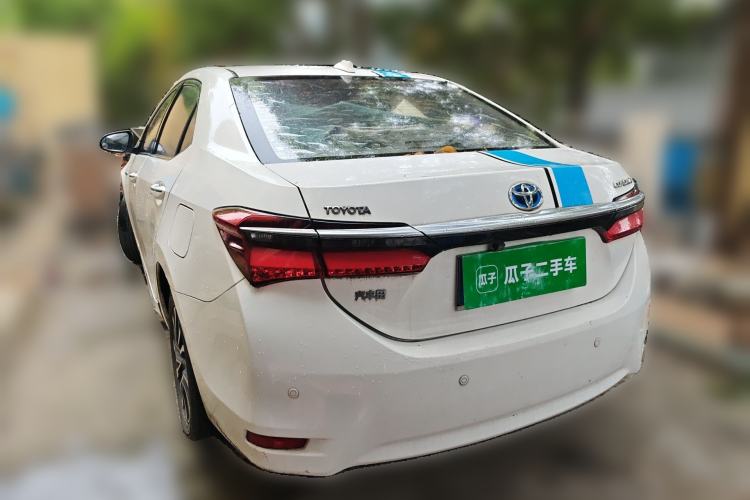 Used Toyota Corolla 2016 Dual-Engine 1.8L E-CVT Elite Edition