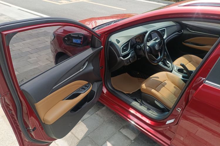 Used Buick Excelle GX 2018 18T Automatic Flagship Model Driver Seat