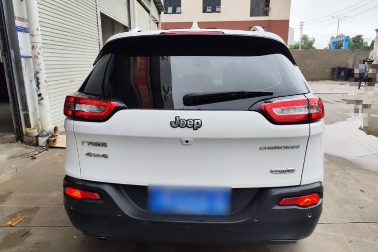 Used Jeep Cherokee 2016 2.0L Smart Version